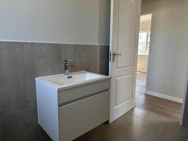 To Let 2 Bedroom Property for Rent in Sunningdale Western Cape